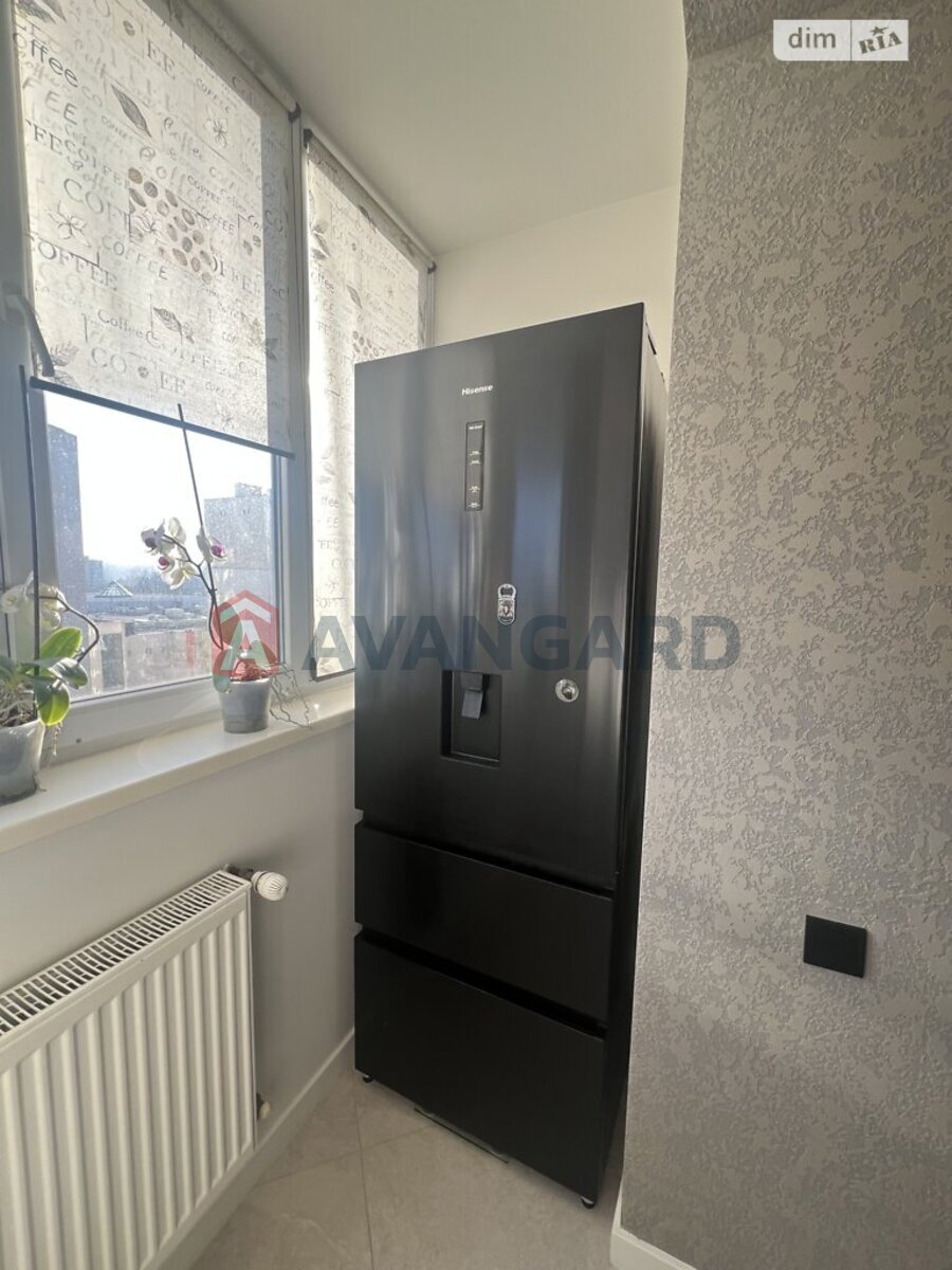 3 ��. ��������, 94/53/- ��. �., 7/9 ������ ���� 24