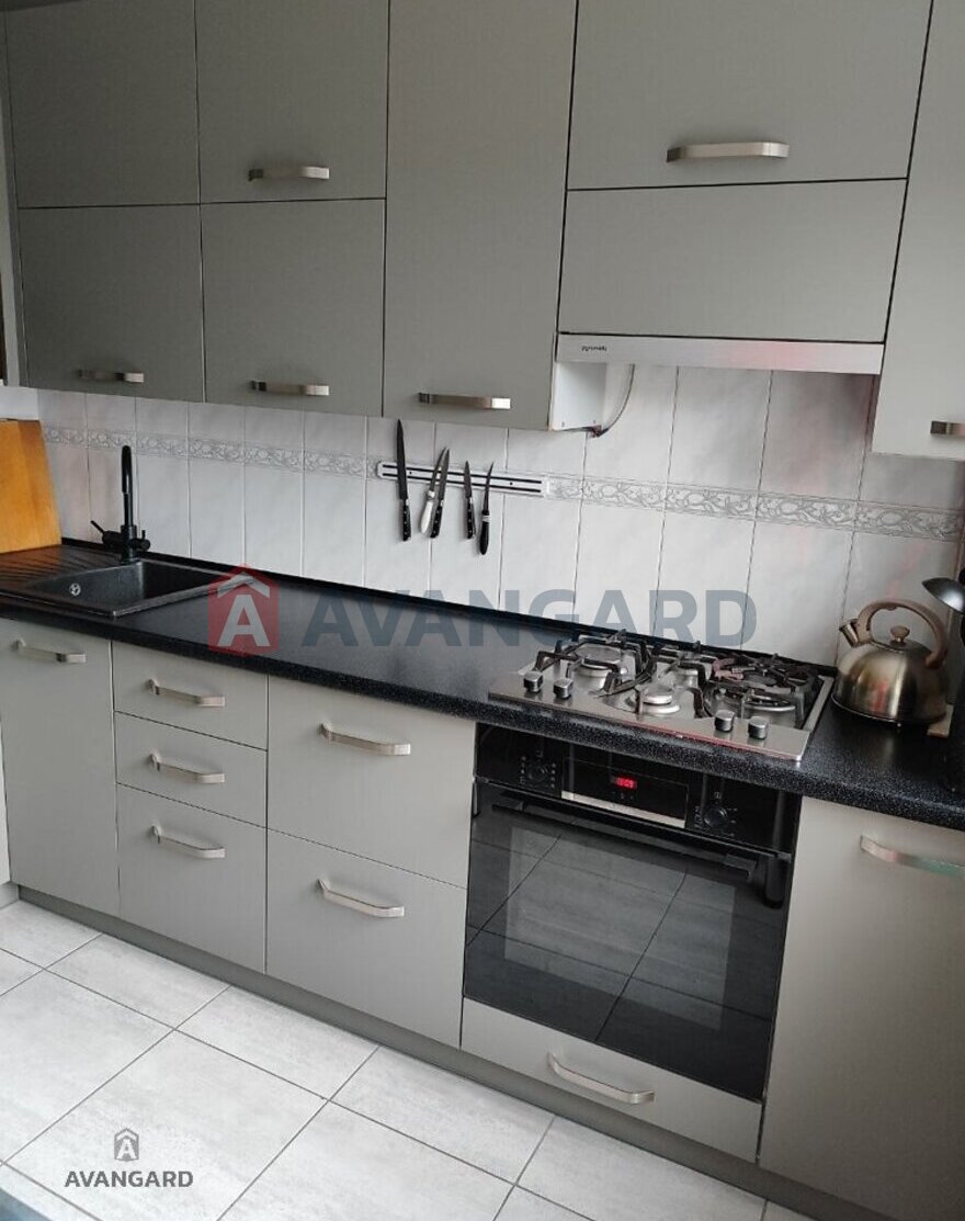 1 ����. ��������, 36/20/6 ��. �., 8/9 ���� ���� 7