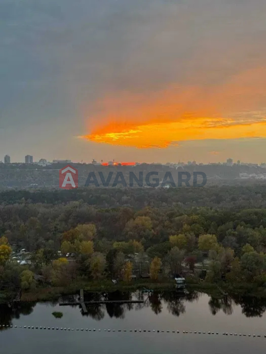 2 ��. ��������, 81/36,2/16,5 ��. �., 5/17 ������ ���� 13