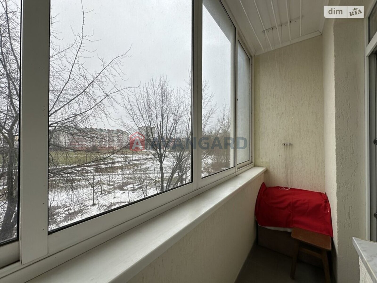 3 ����. ��������, 140/76/18 ��. �., 3/9 ���� ���� 16