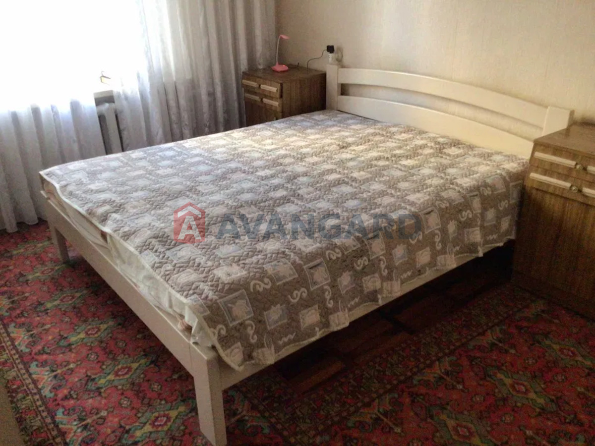 3 . , 67/-/8 . ., 4/9   10