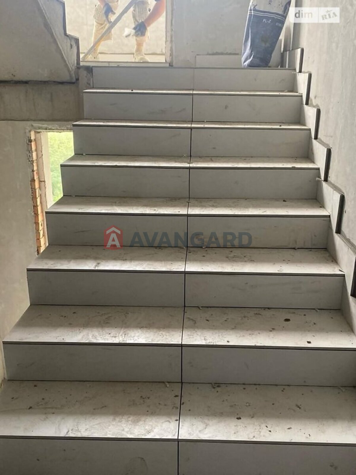 1 ��. ��������, 49/-/- ��. �., 9/11 ������ ���� 3