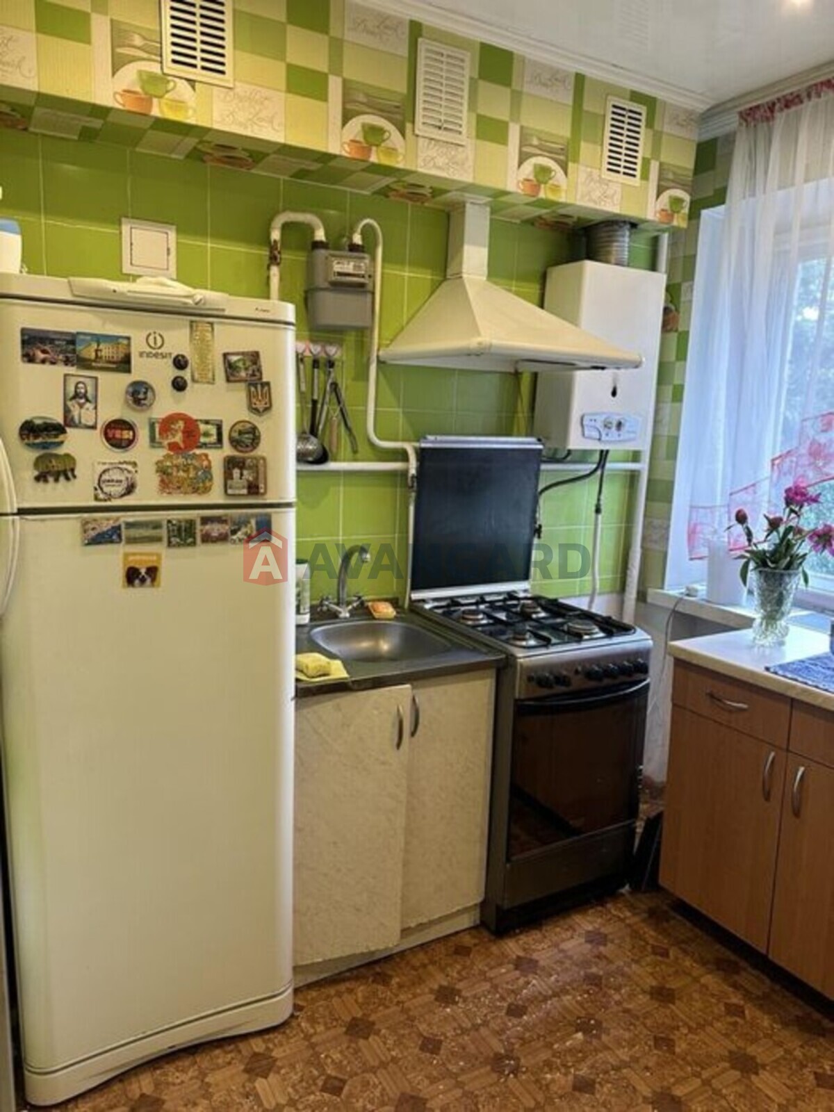 2 ��. ��������, 45/-/8 ��. �., 3/5 ������ ���� 4