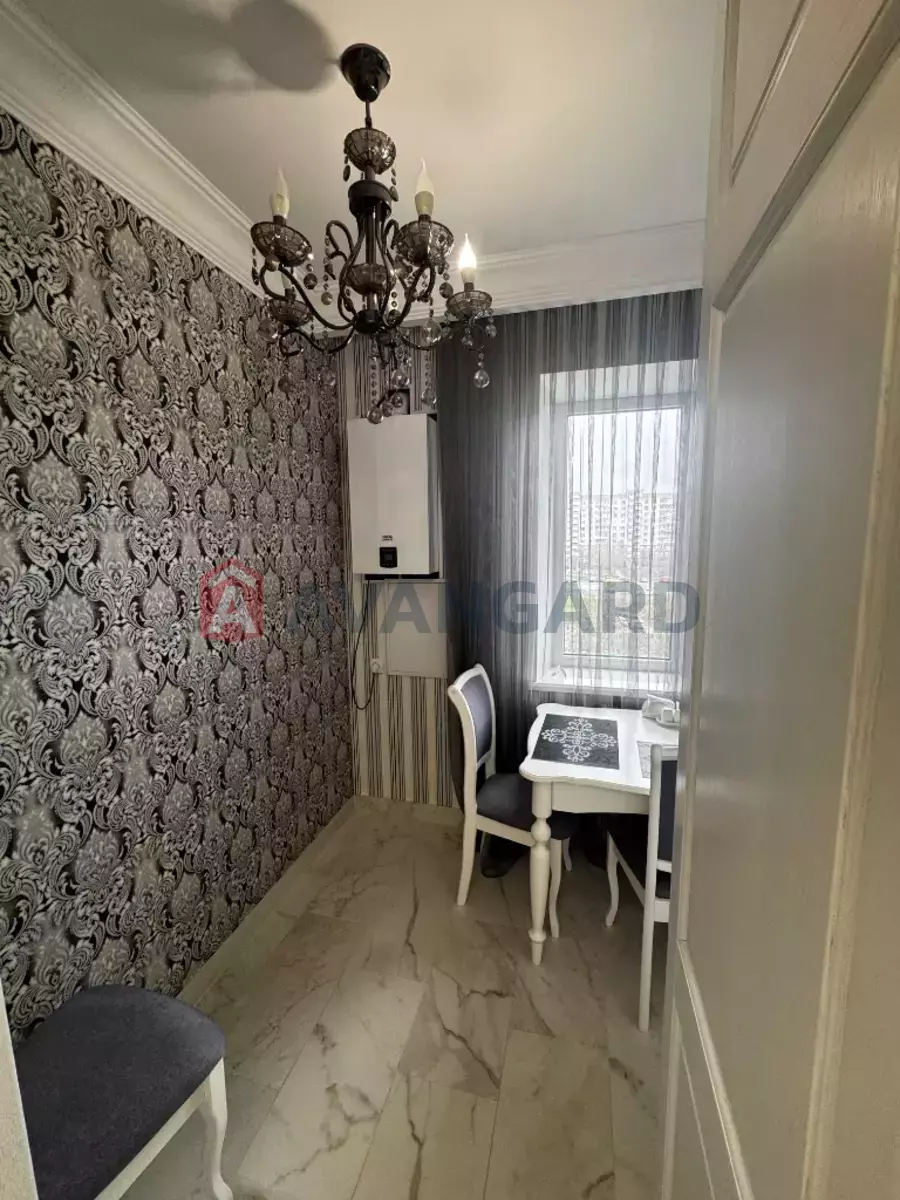 3 ��. ��������, 72/-/- ��. �., 5/10 ������ ���� 2