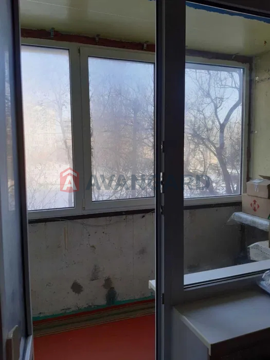 3 ��. ��������, 71/-/8 ��. �., 2/10 ������ ���� 7