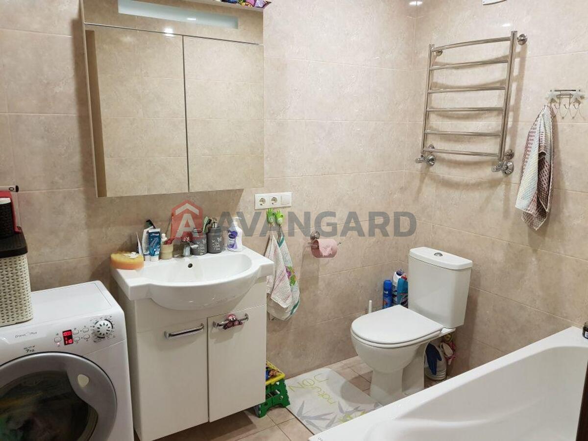 3 ��. ��������, 56/-/10 ��. �., 1/5 ������ ���� 6