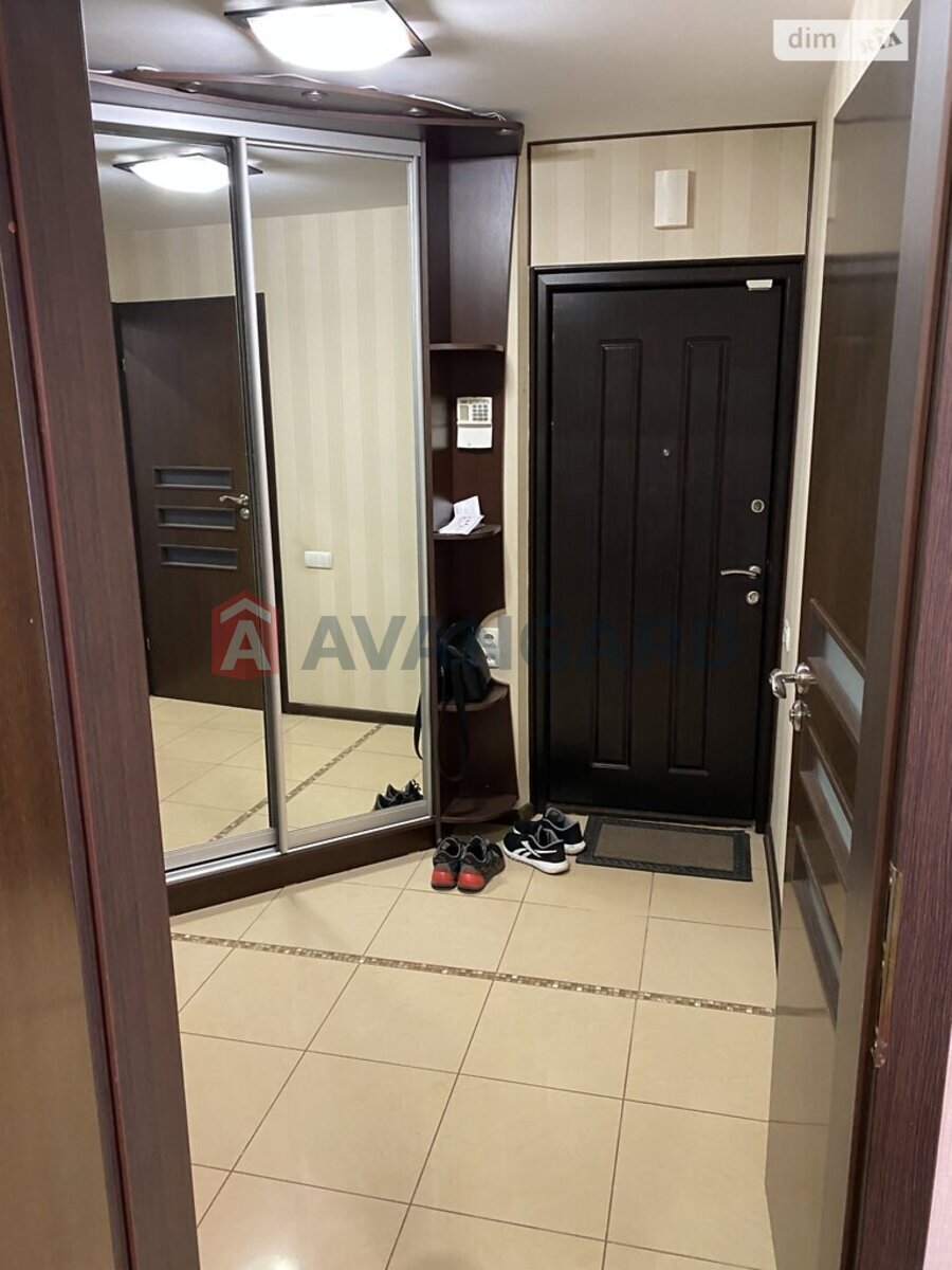 2 ��. ��������, 66/-/- ��. �., 4/5 ������ ���� 10