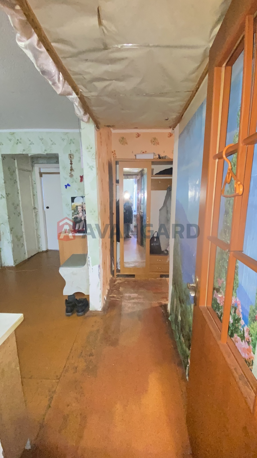 2 ��. ��������, 42/-/5 ��. �., 2/5 ������ ���� 4