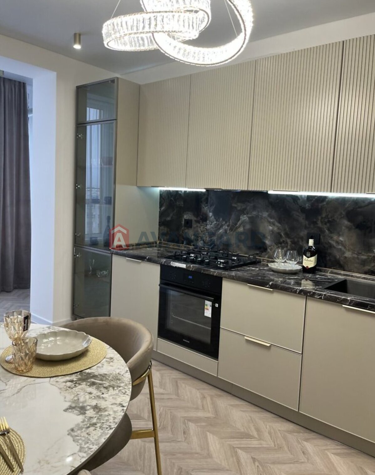 2 ����. ��������, 72/35/19 ��. �., 8/10 ���� ���� 11