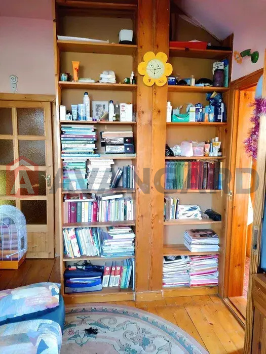 3 ��. ��������, 105/-/12 ��. �., 2/2 ������ ���� 6