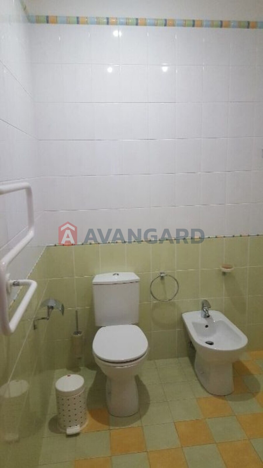 4 ��. ��������, 150/-/12 ��. �., 5/5 ������ ���� 23