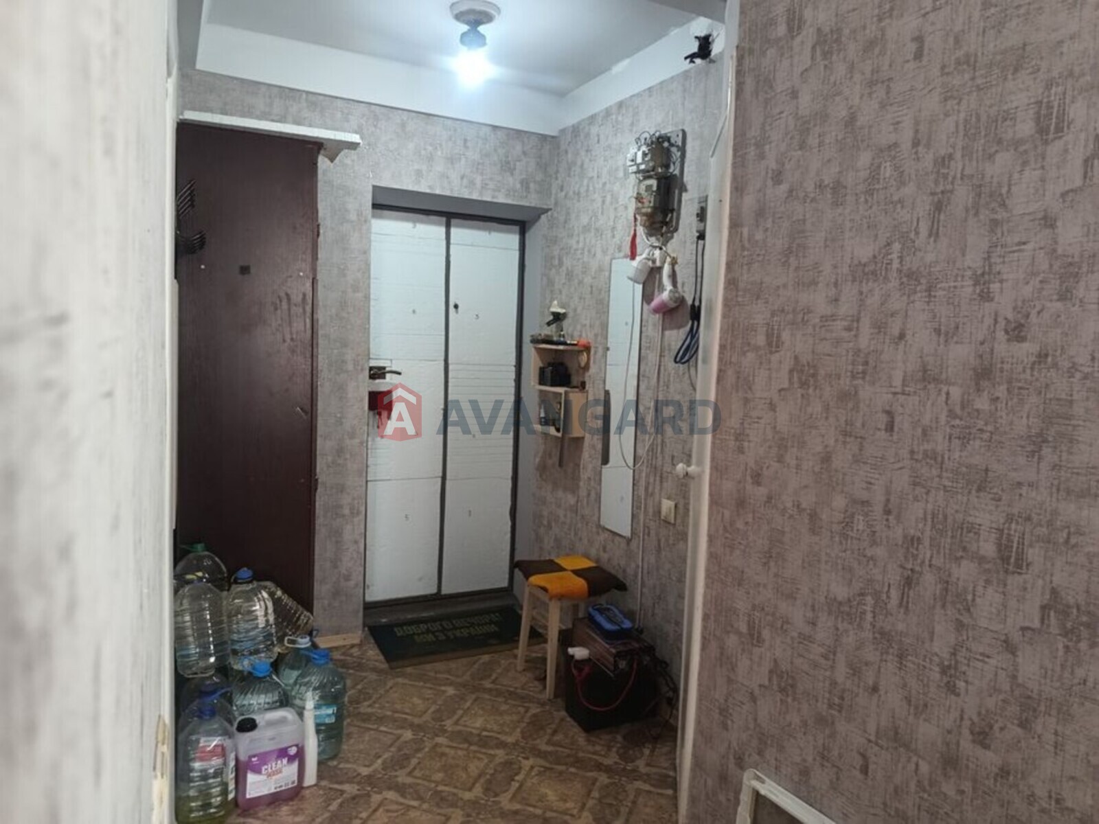 1 ��. ��������, 28/-/6 ��. �., 3/5 ������ ���� 7