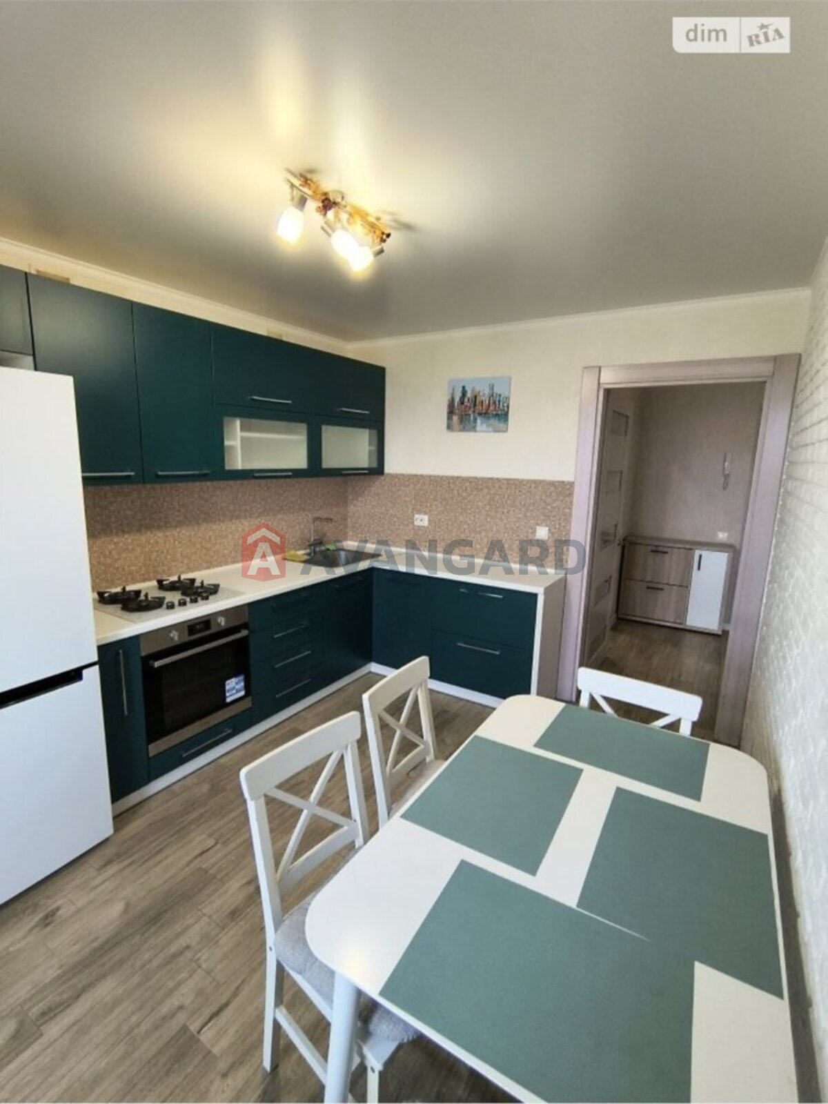 1 ��. ��������, 41/20/10 ��. �., 8/8 ������ ���� 1