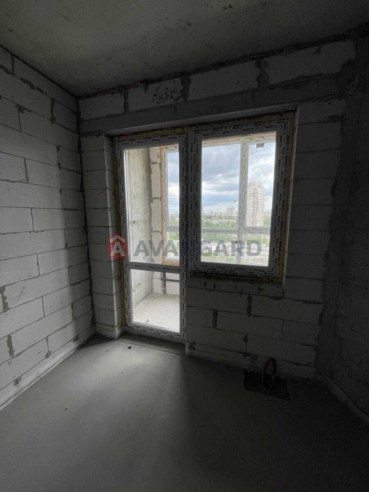 1 ��. ��������, 40/15/9 ��. �., 16/26 ������ ���� 2