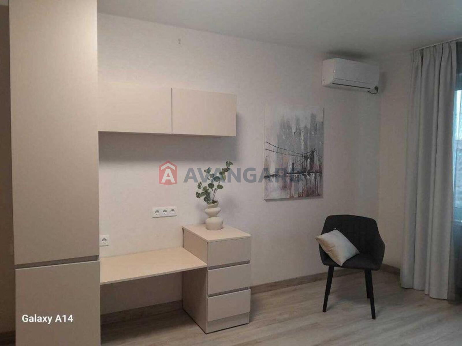 1 ��. ��������, 37/-/8 ��. �., 9/25 ������ ���� 12