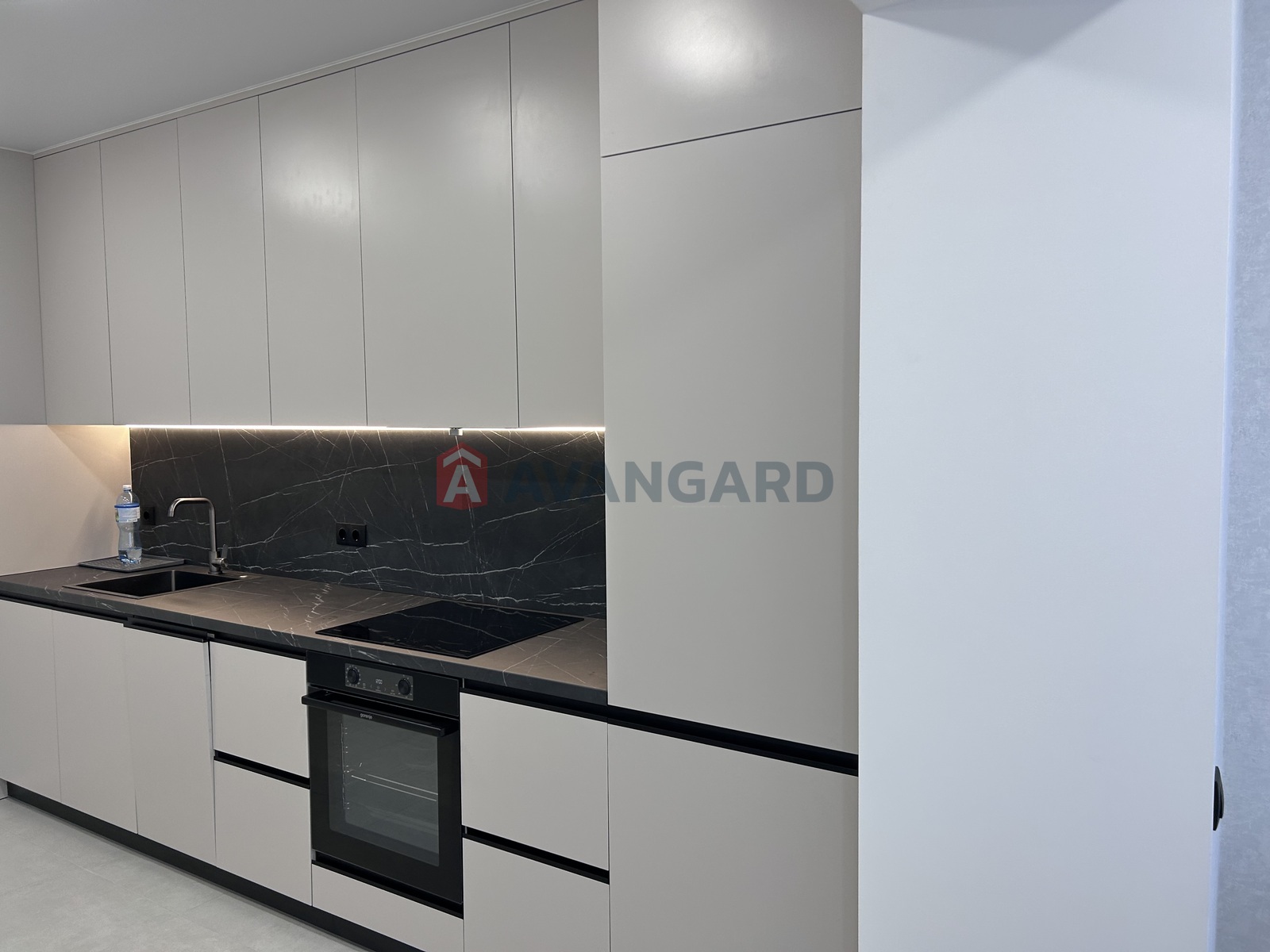 1 ��. ��������, 48,3/16,0/22,8 ��. �., 12/17 ������ ���� 16