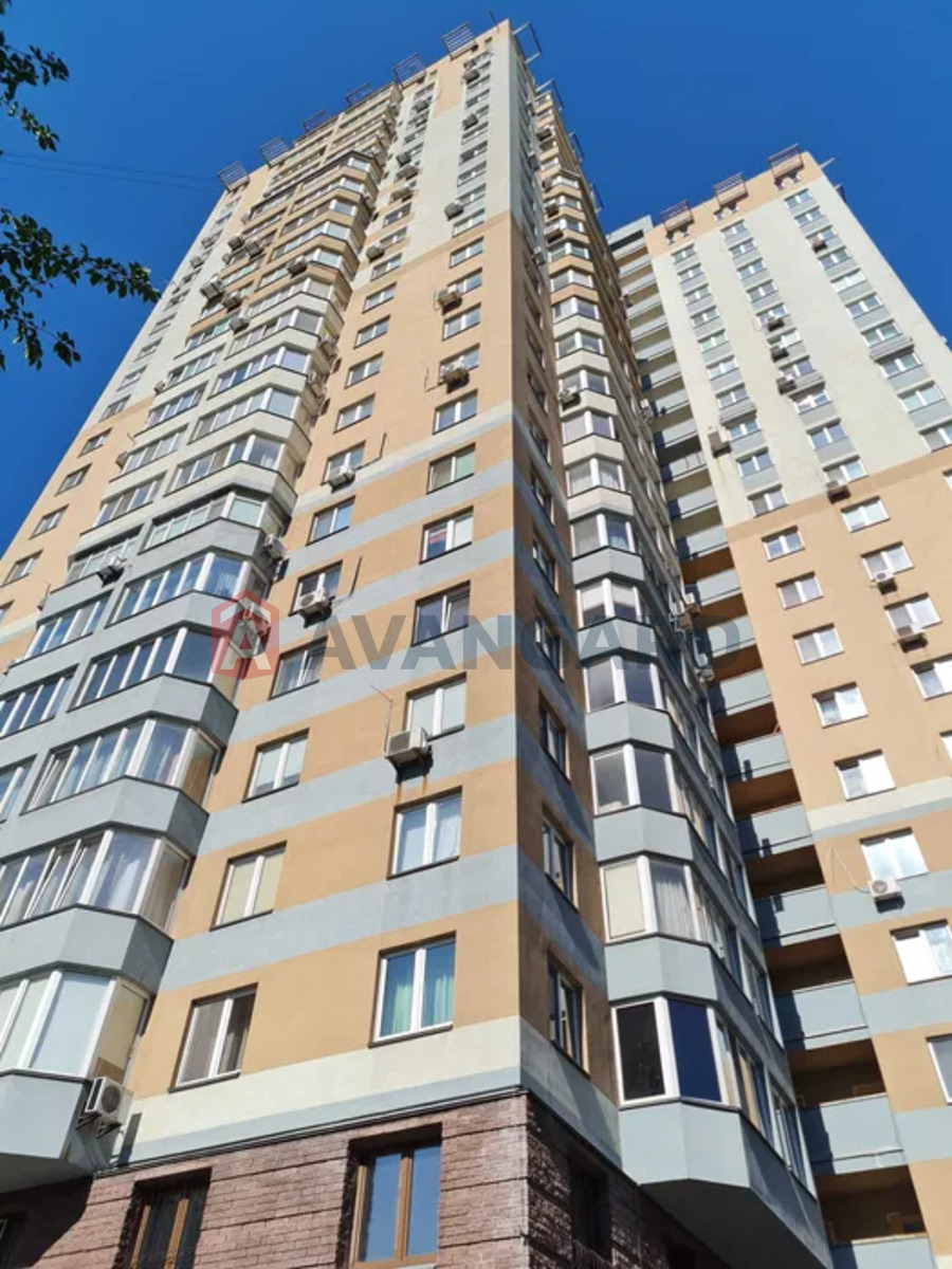 2 ��. ��������, 85/-/11 ��. �., 7/22 ������ ���� 24