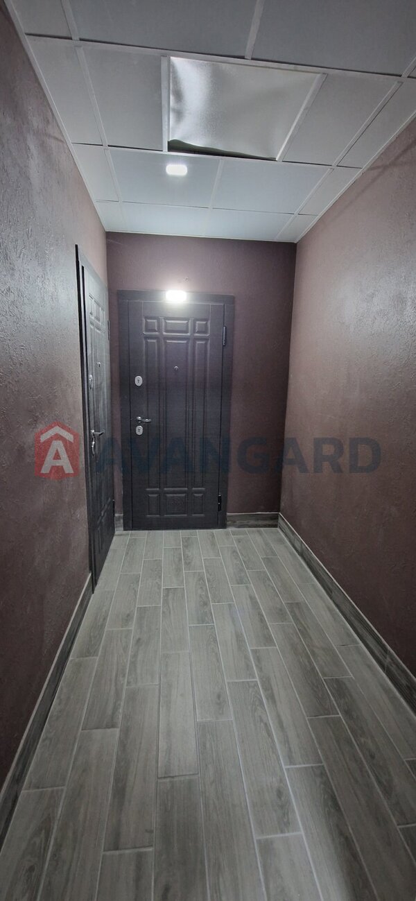 1 ��. ��������, 34/15/10 ��. �., 3/6 ������ ���� 2