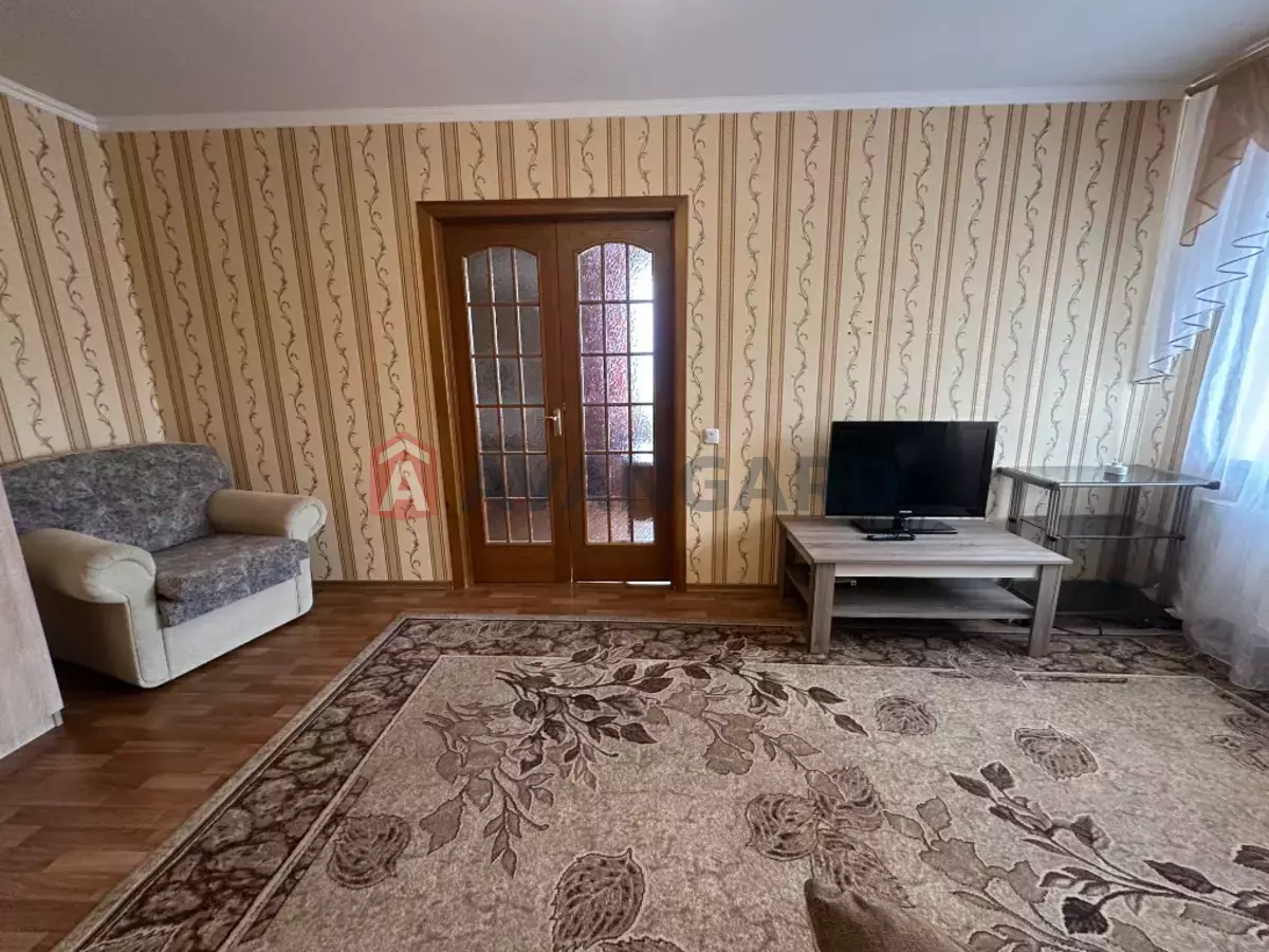 2 ��. ��������, 41/31/5 ��. �., 2/2 ������ ���� 16