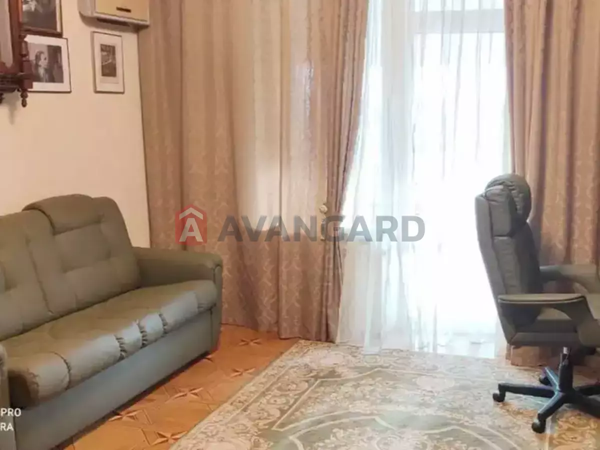 4 ��. ��������, 195/-/- ��. �., 15/15 ������ ���� 13