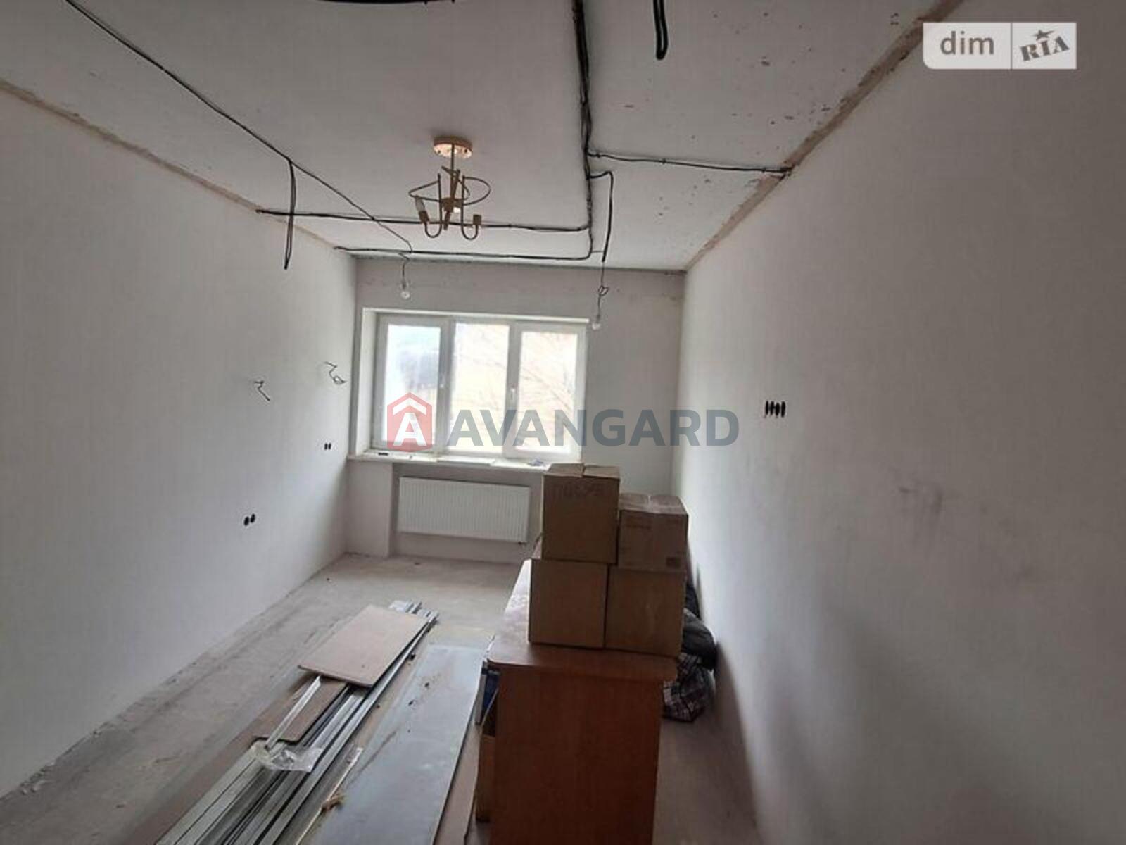 3 ��. ��������, 64/45/8 ��. �., 5/5 ������ ���� 13