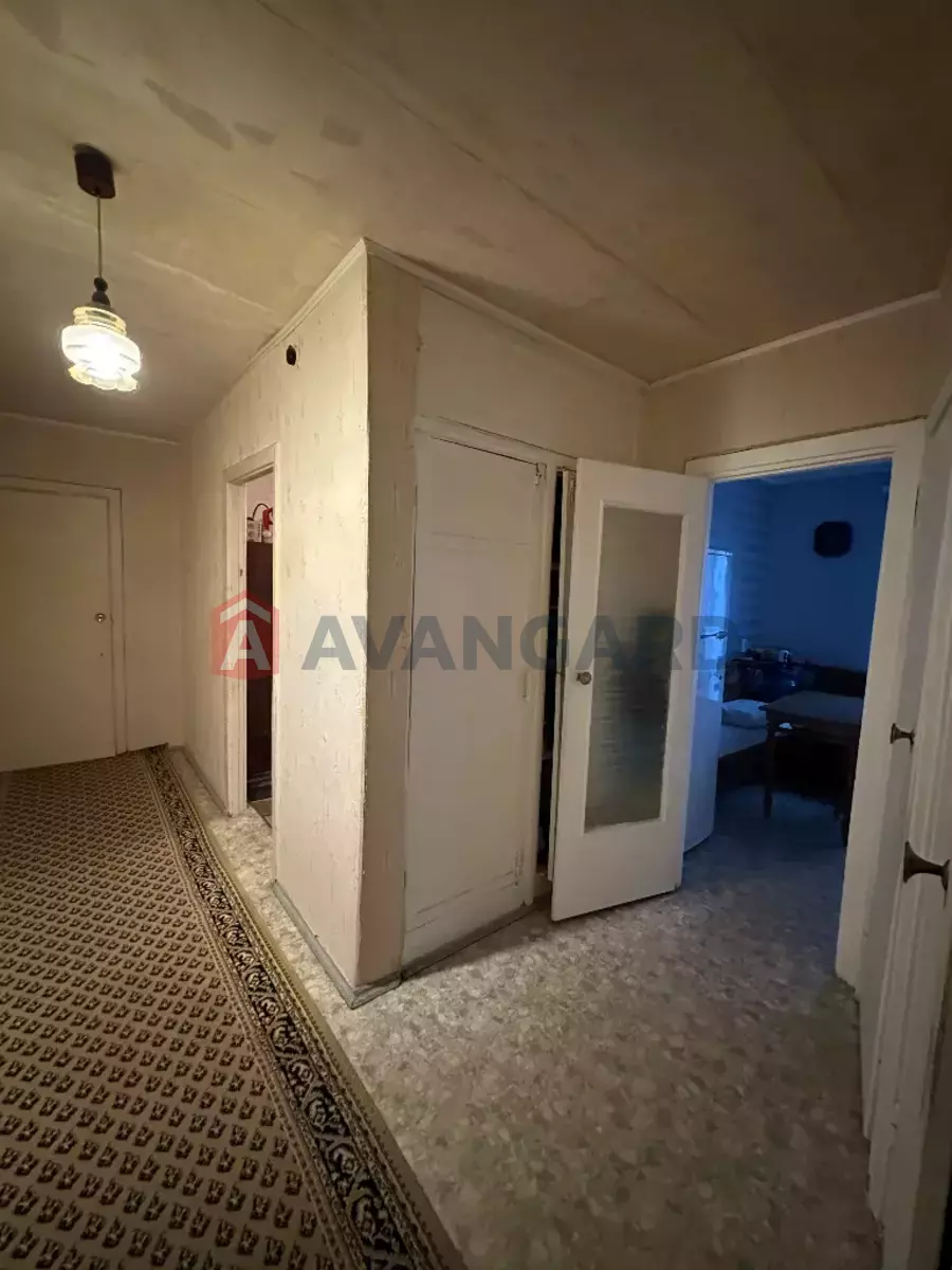 3 ��. ��������, 73/-/- ��. �., 4/9 ������ ���� 8