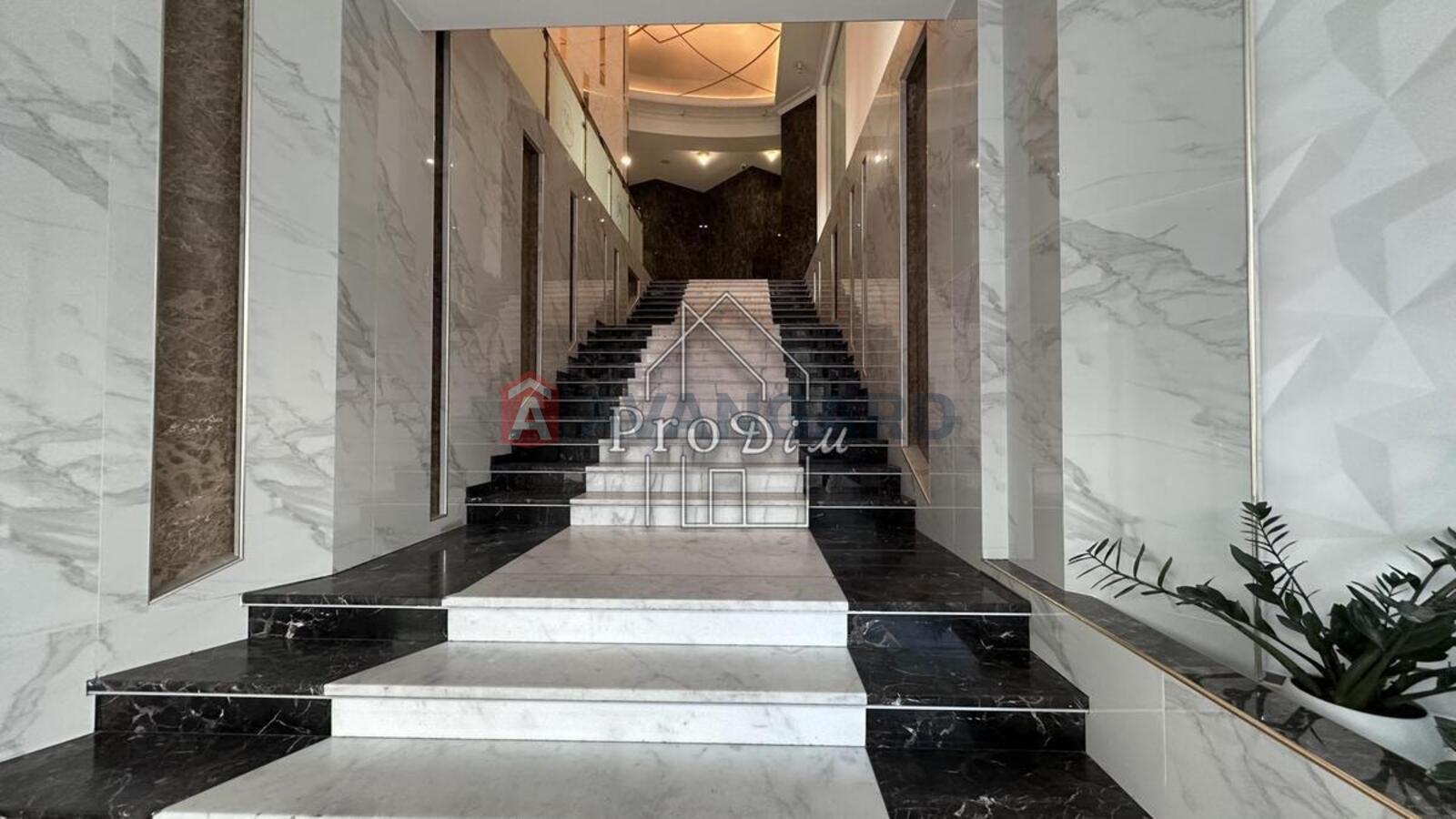 6 ��. ��������, 284/94/35 ��. �., 25/26 ������ ���� 2