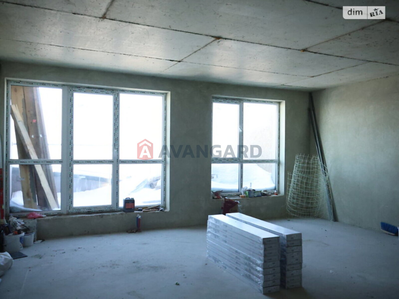 3 ����. ��������, 91/22/34 ��. �., 9/10 ���� ���� 12