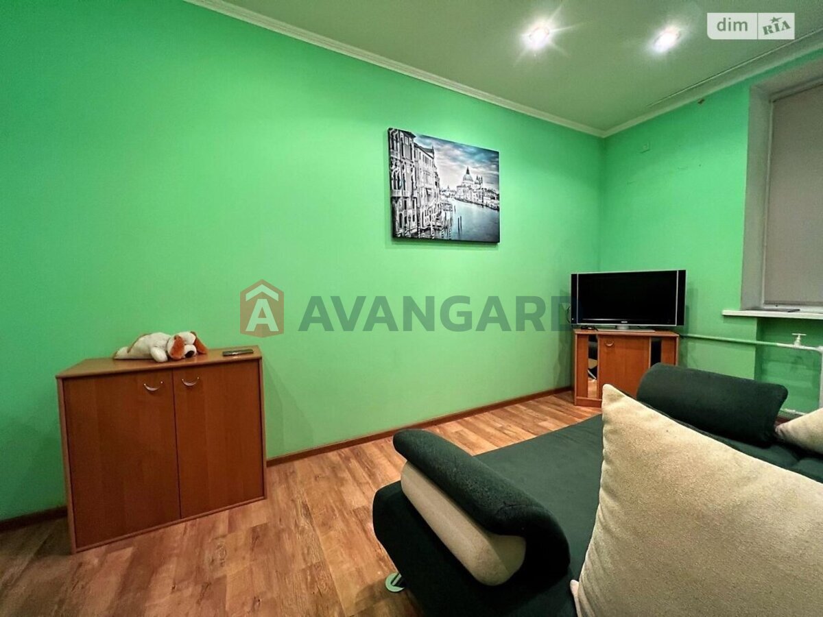 1 ��. ��������, 39/-/9 ��. �., 1/4 ������ ���� 2