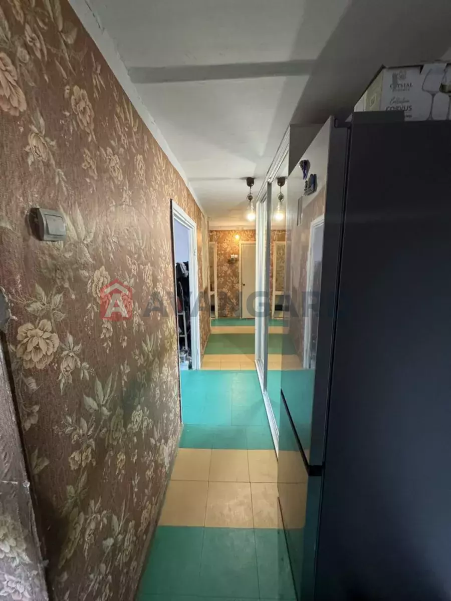 3 ��. ��������, 67/-/10 ��. �., 4/9 ������ ���� 12