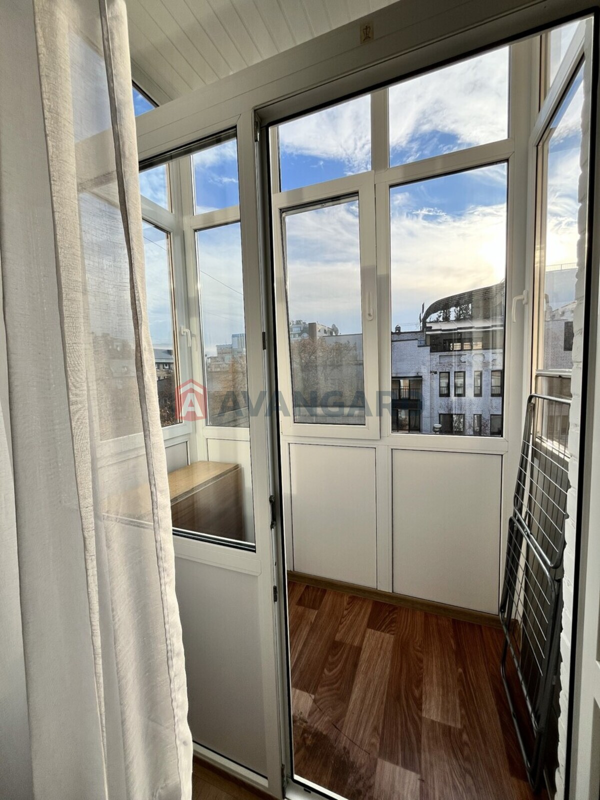 1 ����. ��������, 45/21/7 ��. �., 4/5 ���� ���� 14