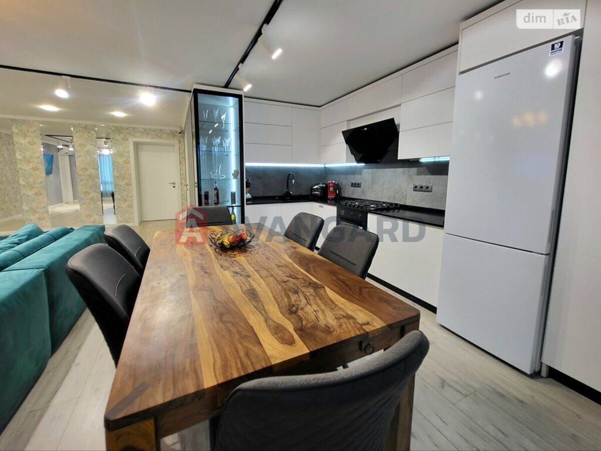 3 ����. ��������, 91/45/40 ��. �., 4/8 ���� ���� 10