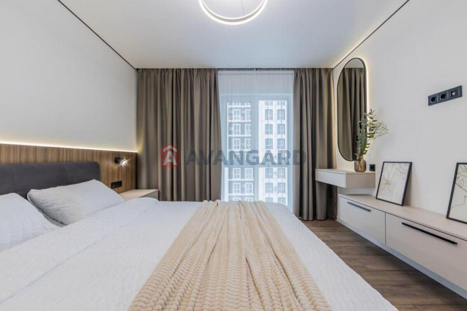 2 ��. ��������, 60/-/20 ��. �., 11/21 ������ ���� 12