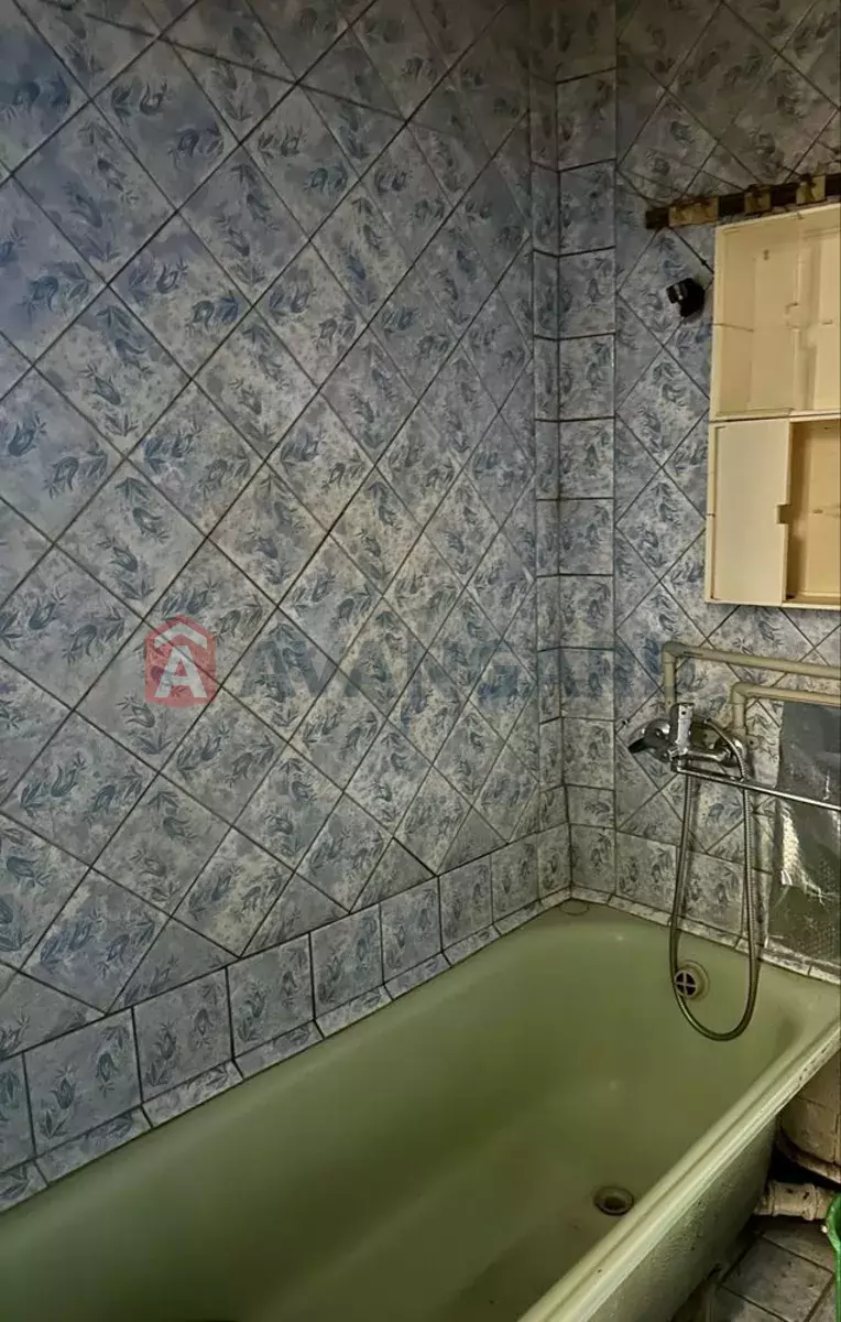 3 ��. ��������, 63/-/8 ��. �., 4/9 ������ ���� 19