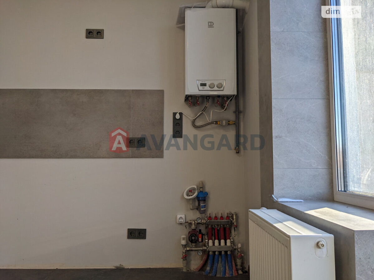 1 ����. ��������, 40/19/11 ��. �., 1/4 ���� ���� 23