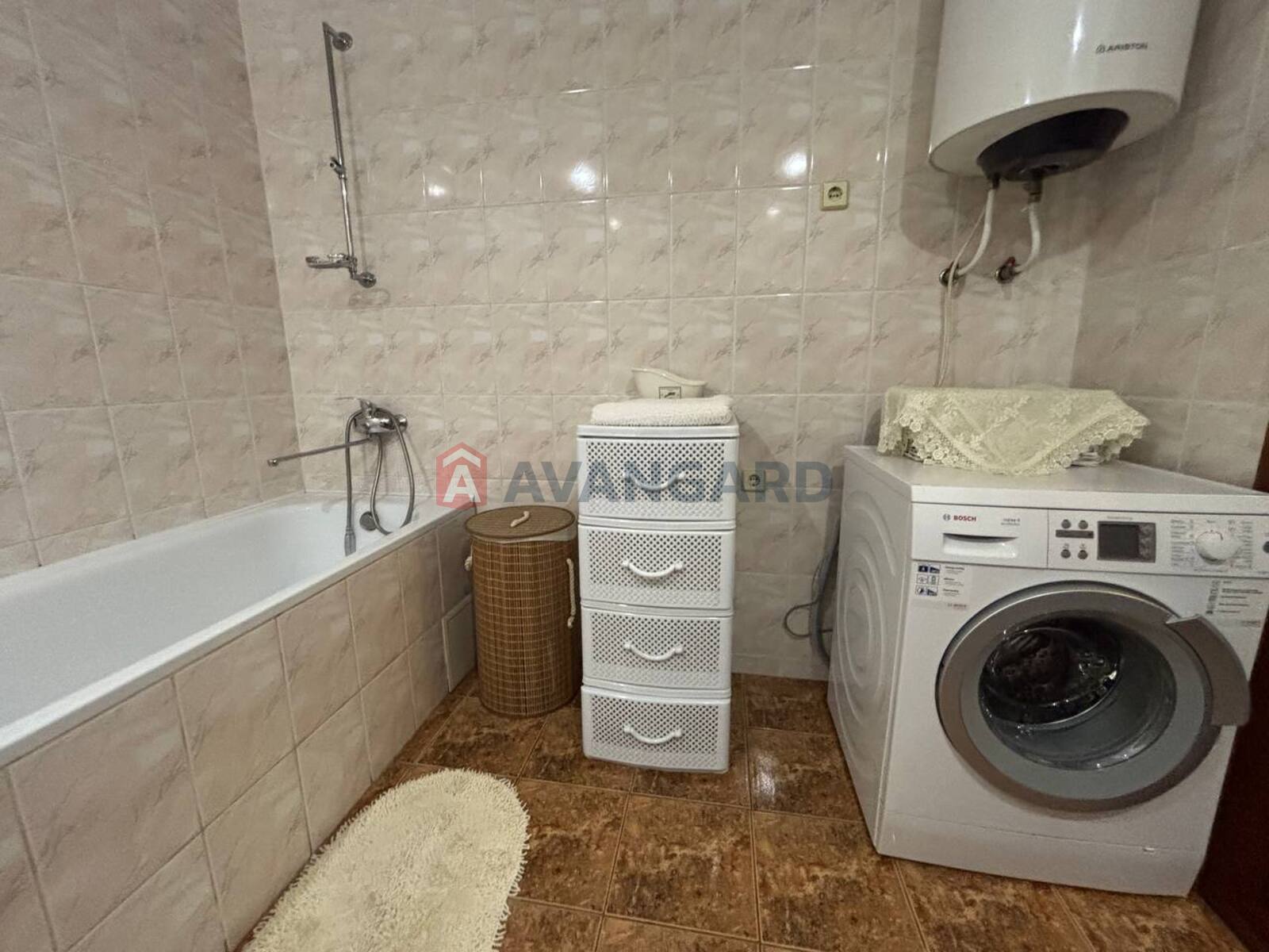 3 ����. ��������, 122/-/15 ��. �., 10/11 ���� ���� 22