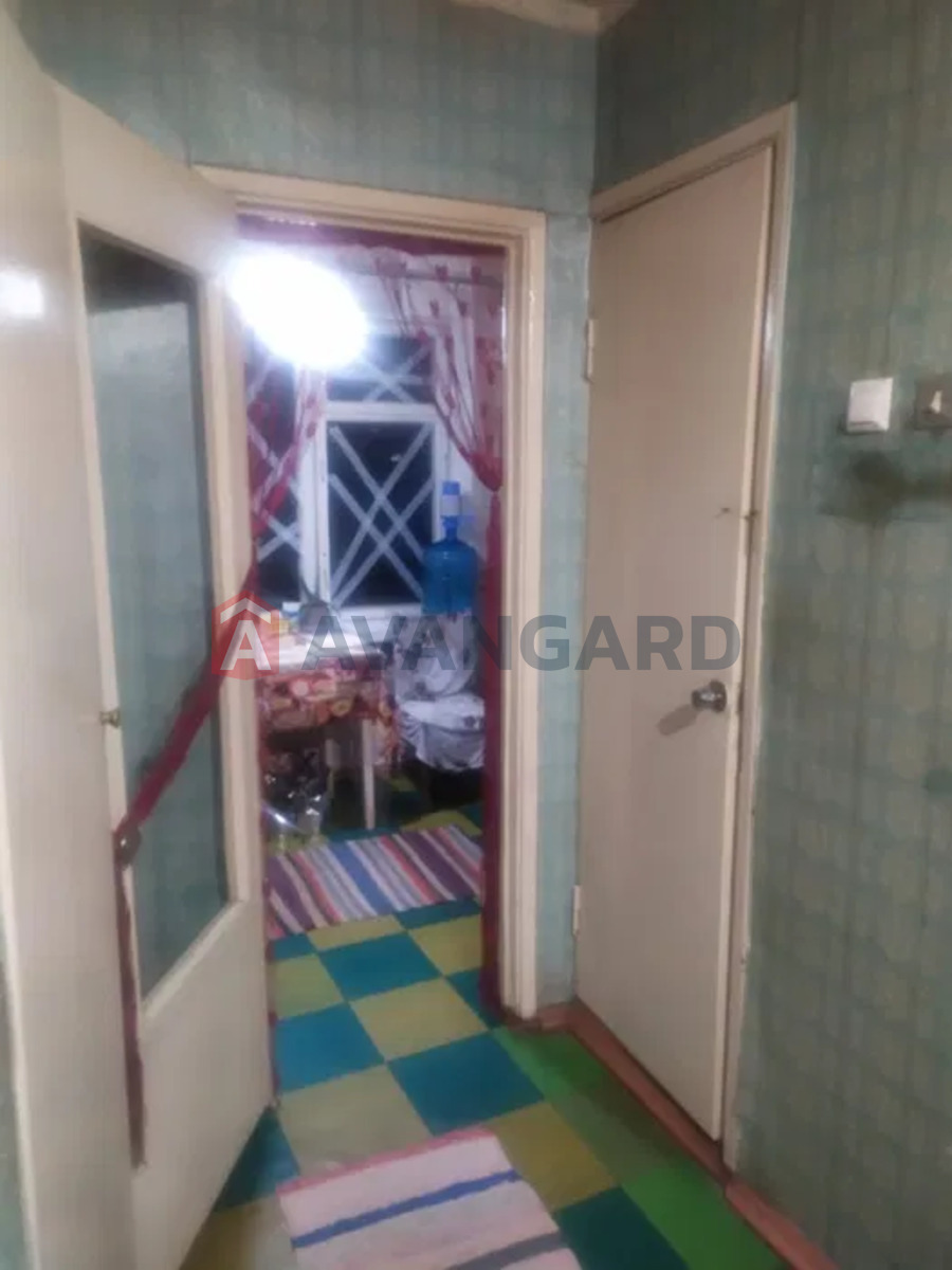 1 . , 40/-/8 . ., 7/9   5