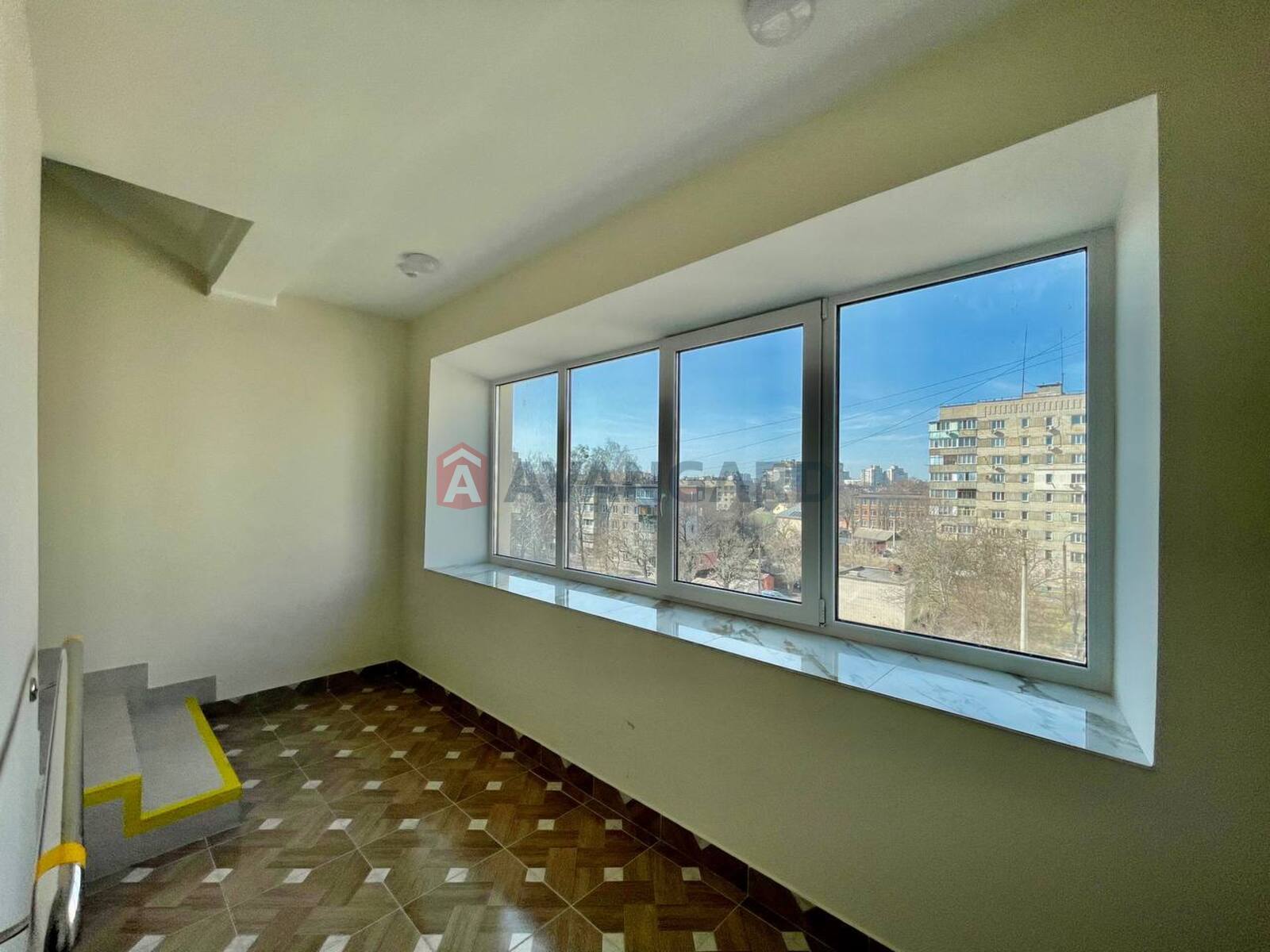 1 ��. ��������, 39,2/-/6,2 ��. �., 6/9 ������ ���� 17