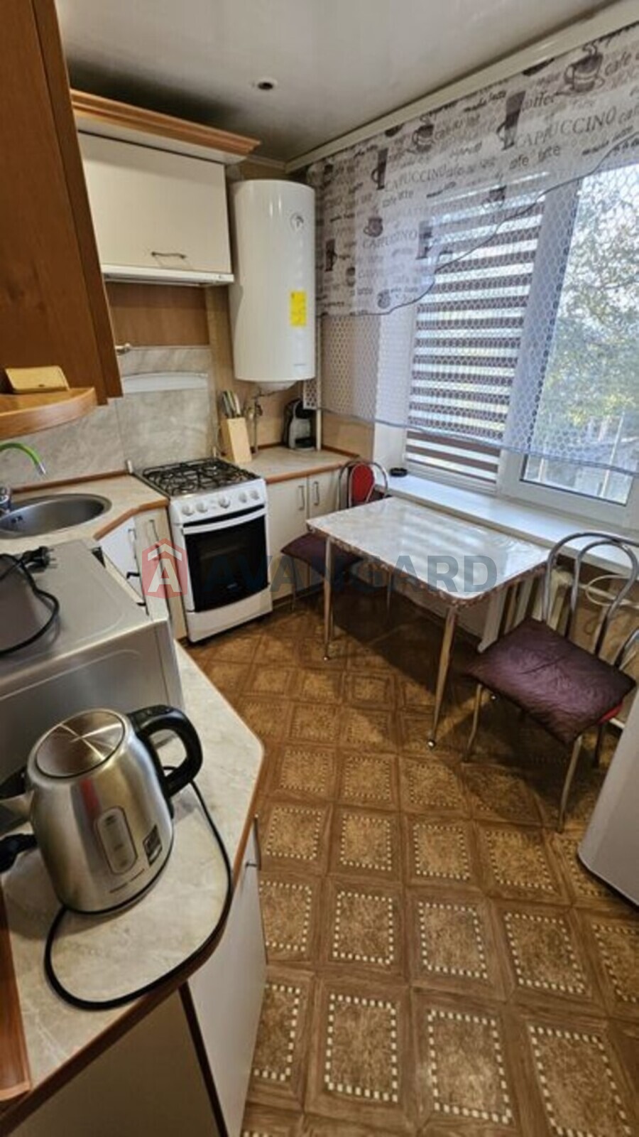 2 ��. ��������, 44/-/6 ��. �., 4/5 ������ ���� 10