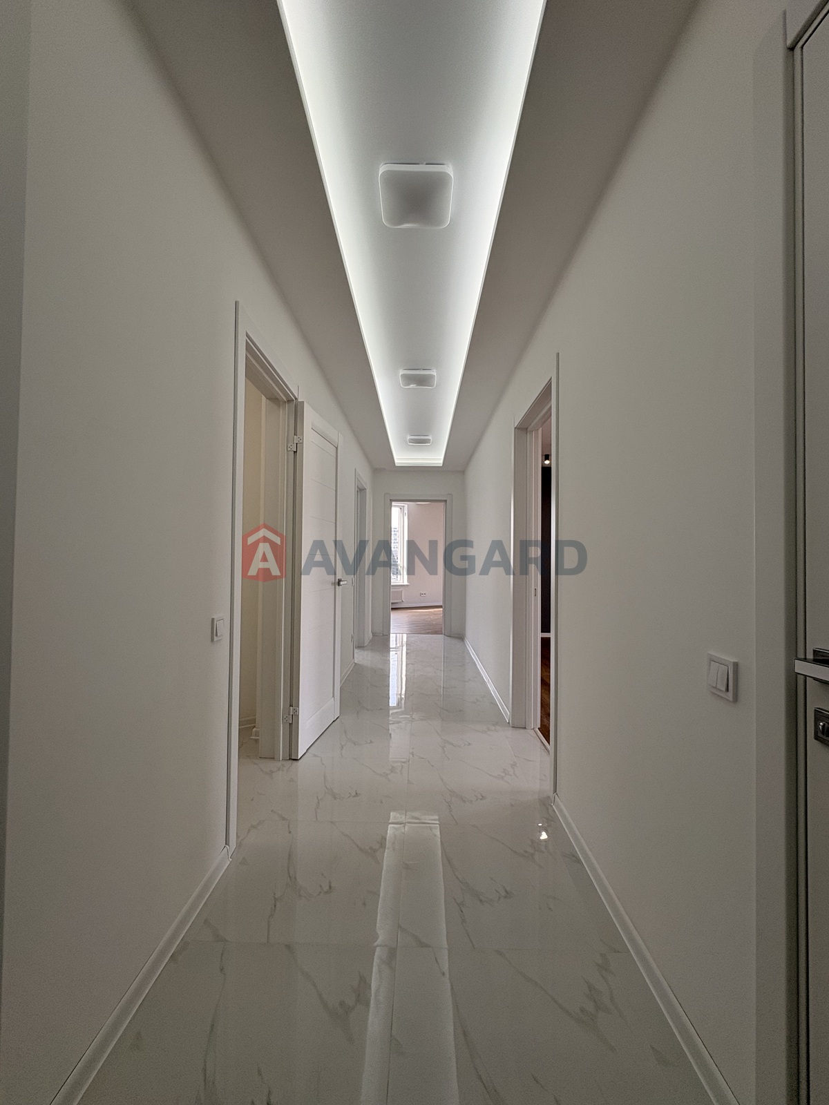 2 ����. ��������, 80,60/43/18,40 ��. �., 8/10 ���� ���� 12