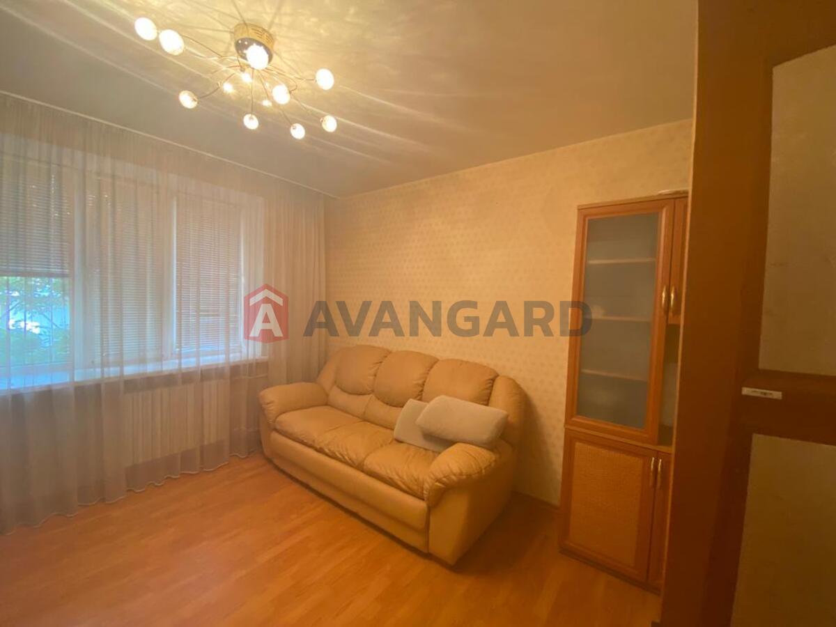 2 ��. ��������, 52/-/- ��. �., 1/5 ������ ���� 5