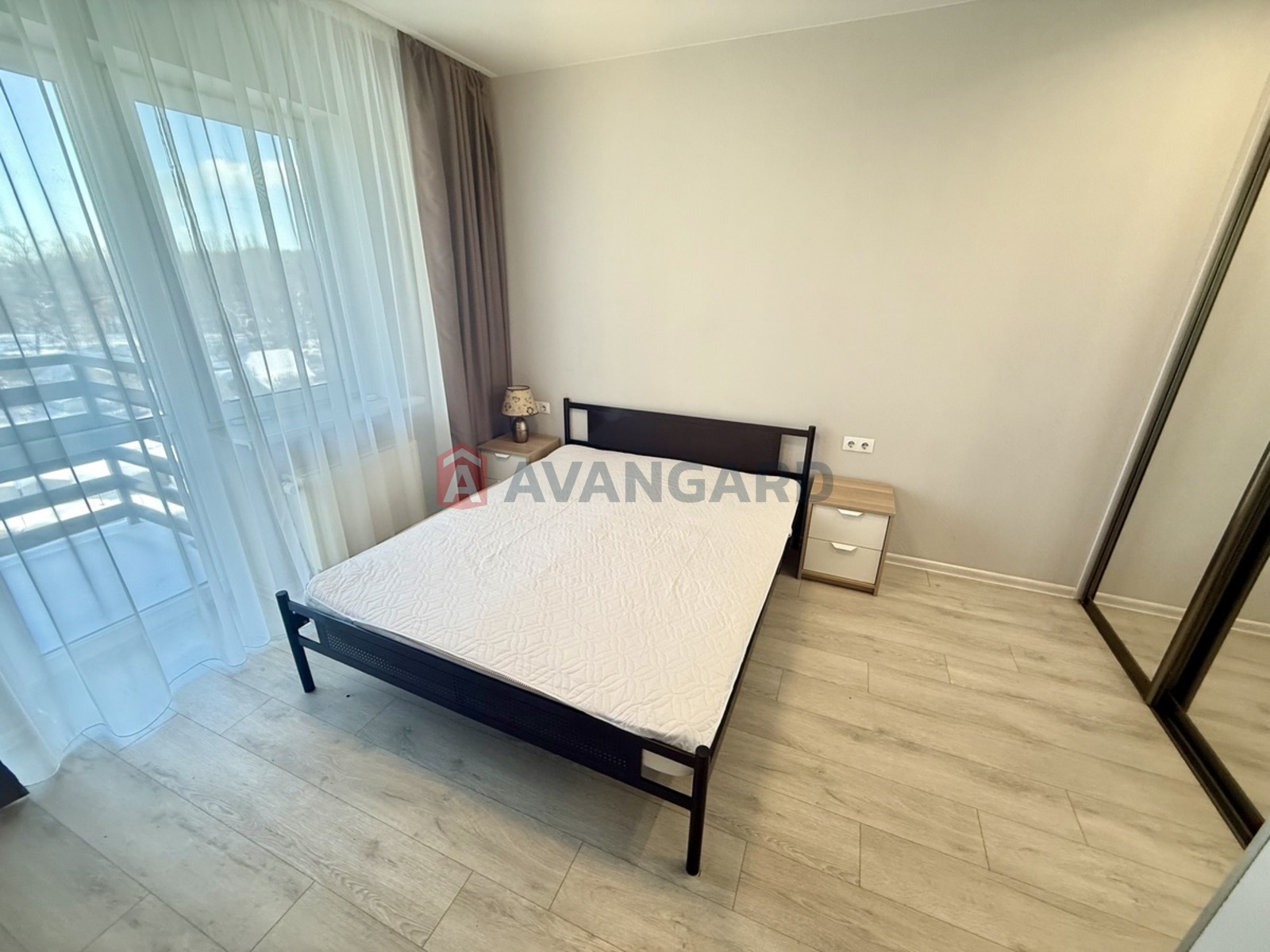 1 ��. ��������, 43/16/14 ��. �., 8/25 ������ ���� 21