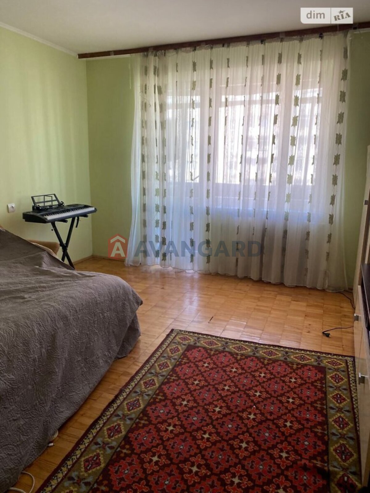 3 ��. ��������, 61/36/9 ��. �., 5/9 ������ ���� 7