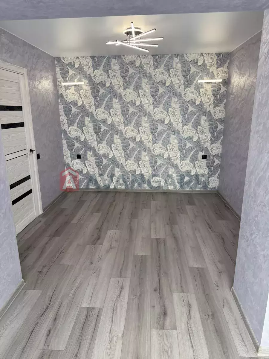 3 ��. ��������, 60/-/8 ��. �., 4/9 ������ ���� 19