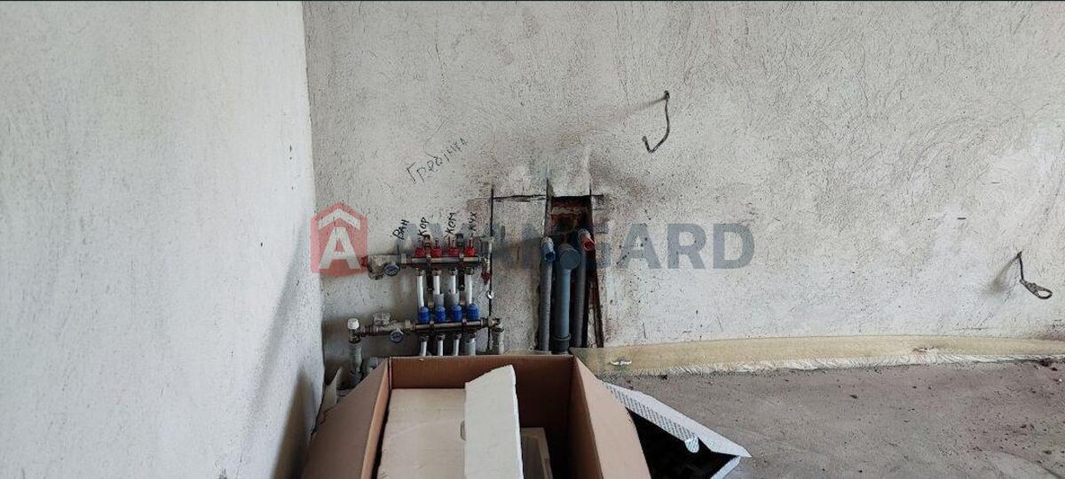 3 ��. ��������, 78/37/11 ��. �., 10/10 ������ ���� 7