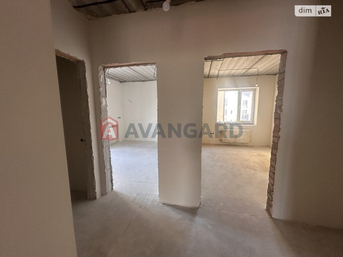 2 ��. ��������, 64/-/- ��. �., 2/3 ������ ���� 1