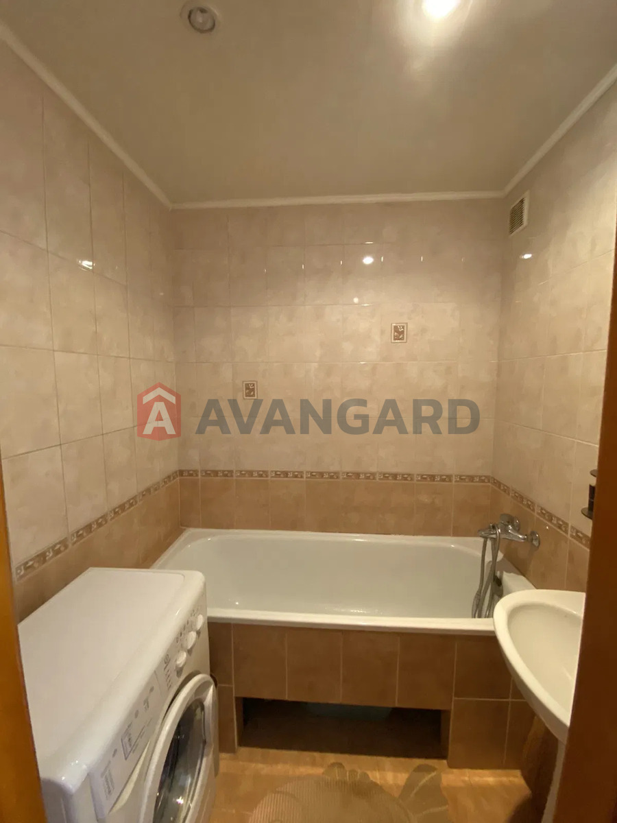 2 ��. ��������, 49/-/84 ��. �., 3/9 ������ ���� 4