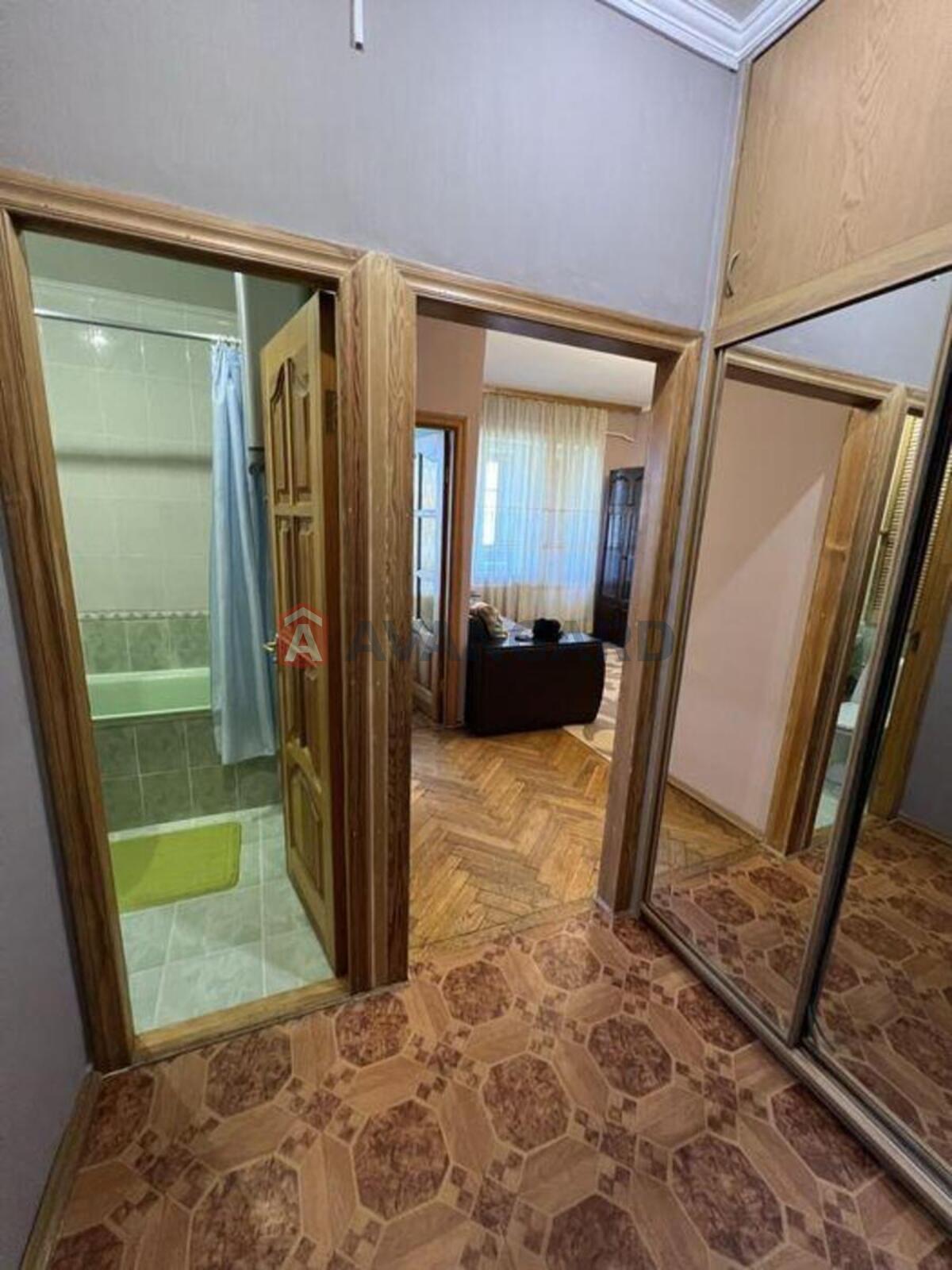 2 ��. ��������, 42/-/6 ��. �., 5/5 ������ ���� 3