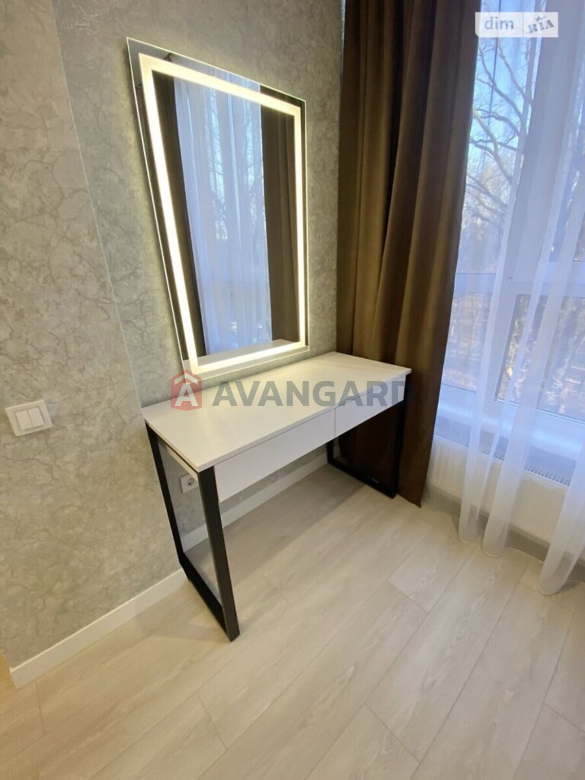 1 ��. ��������, 46/-/- ��. �., 5/11 ������ ���� 6