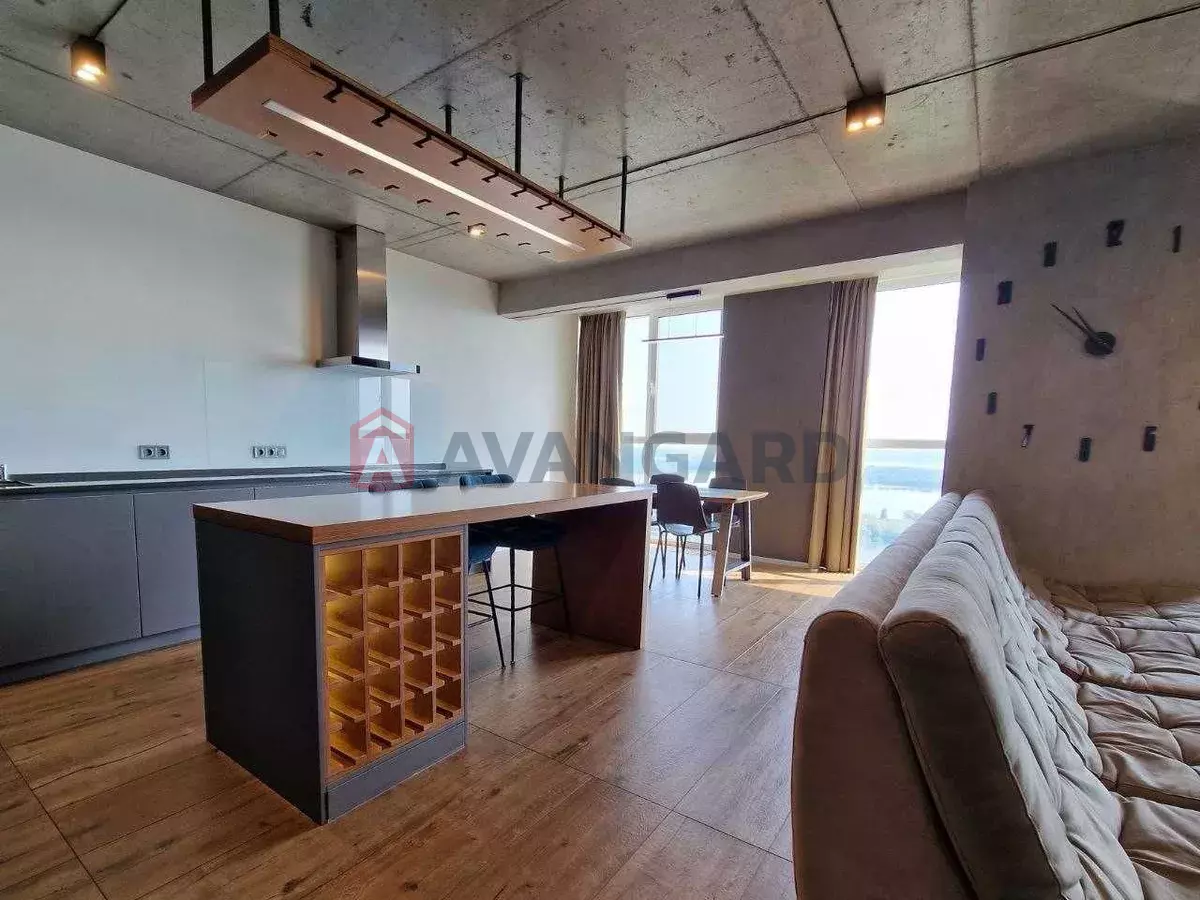 2 ��. ��������, 90/-/15 ��. �., 17/17 ������ ���� 4